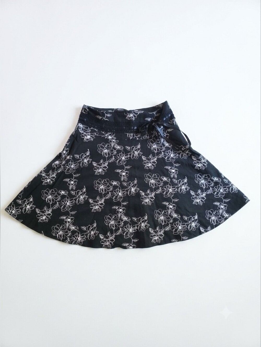 Y2K VTG Floral Skirt Size Small